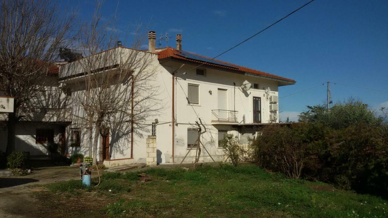 Fattoria Zitumasse Guest House Crecchio Exterior photo